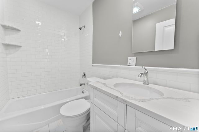 41 Grasso Terrace, Bridgeport, CT 06604