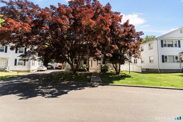 41 Grasso Terrace, Bridgeport, CT 06604