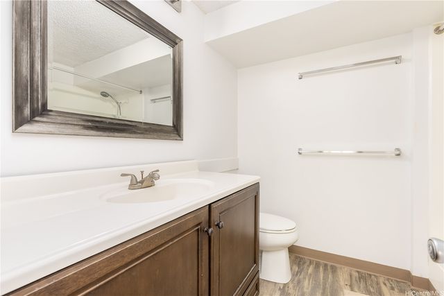 440 Lewers Street 402, Honolulu, HI 96815