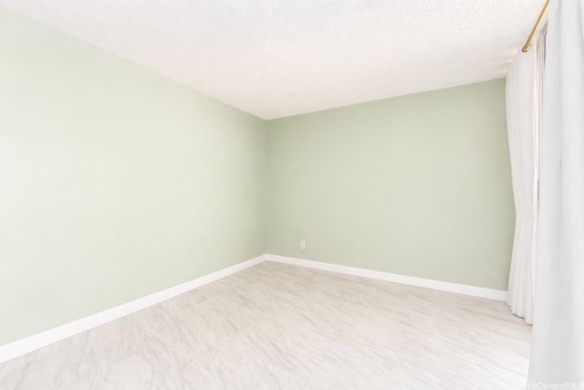 440 Lewers Street 402, Honolulu, HI 96815