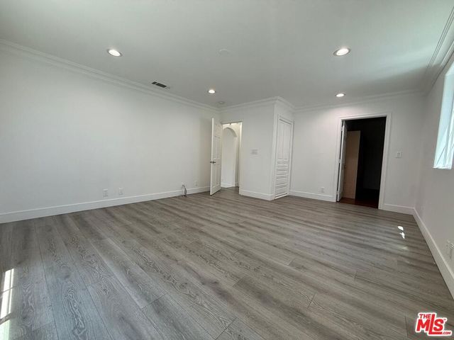 6742 Radford Avenue, Los Angeles, CA 91606