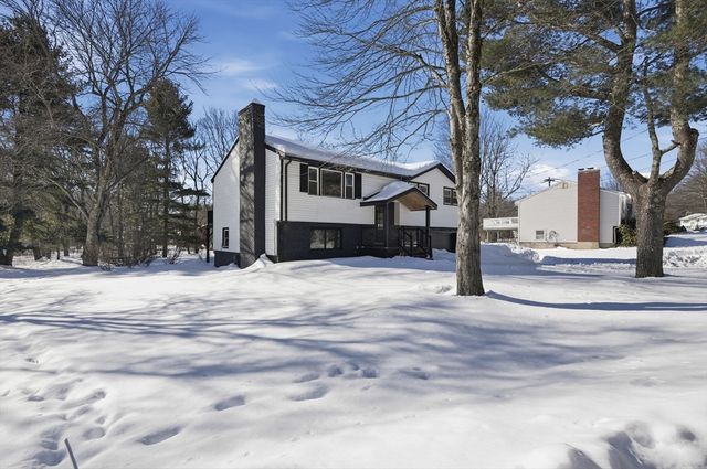 155 Mill St, Burlington, MA 01803