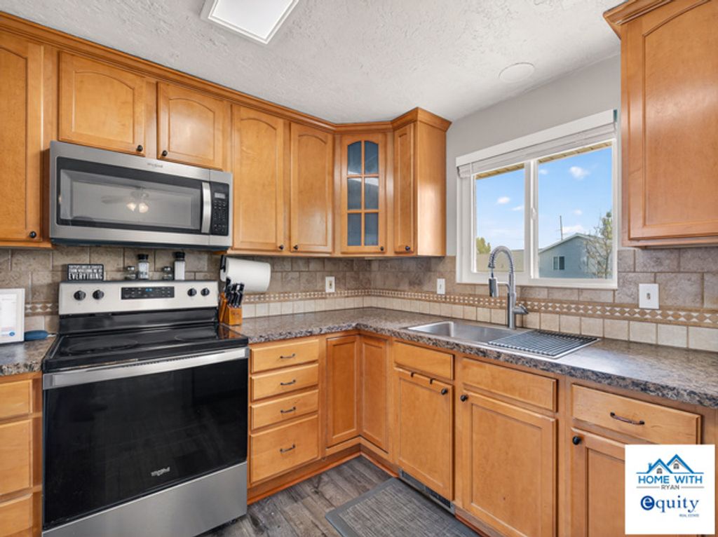 Image 10 of property listing at 1209 W 1800 N, Lehi, UT 84043