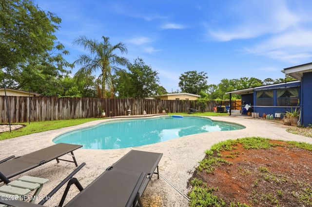 10552 VILLANOVA Road, Jacksonville, FL 32218