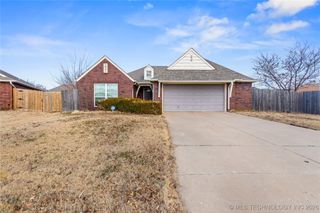 10311 E 97th Court N, Owasso, OK 74055