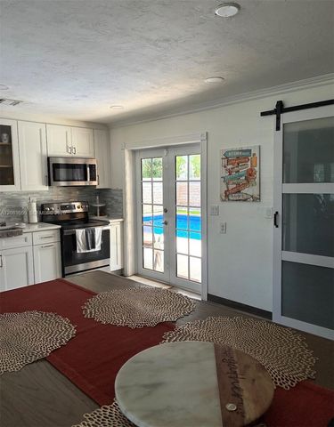 2917 NE 13th Avenue, Pompano Beach, FL 33064
