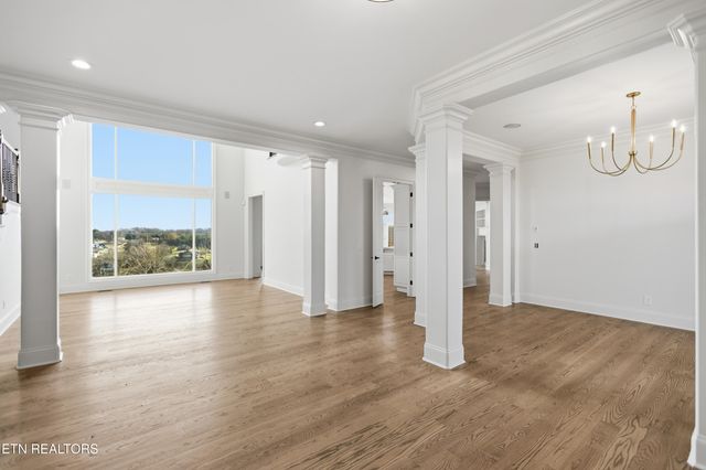 910 Eagle Nest Drive, Loudon, TN 37774