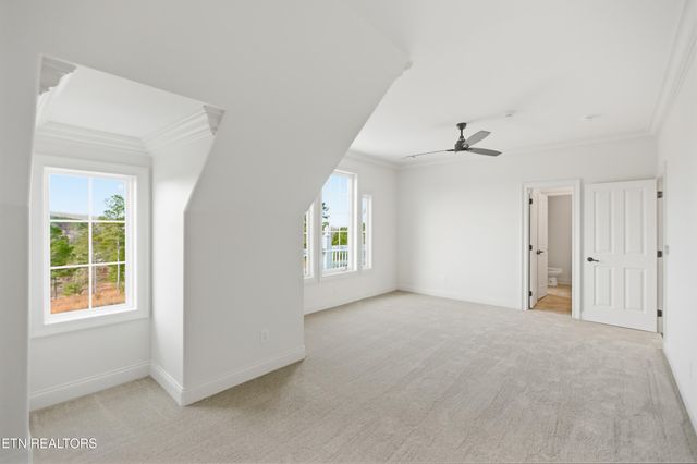 910 Eagle Nest Drive, Loudon, TN 37774