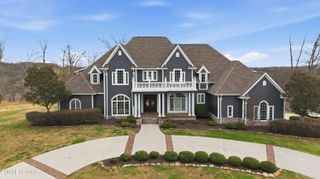 910 Eagle Nest Drive, Loudon, TN 37774