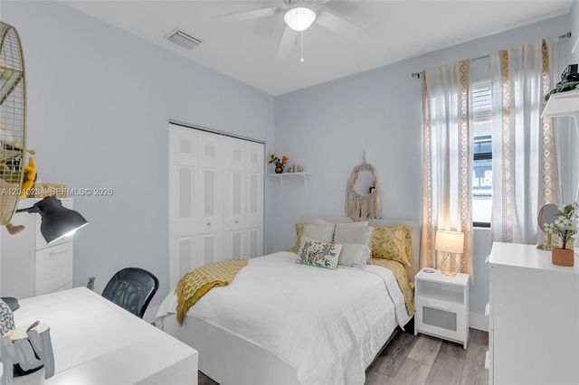 3416 W 109th Place, Hialeah, FL 33018
