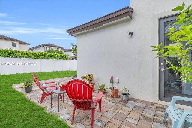 3416 W 109th Place, Hialeah, FL 33018