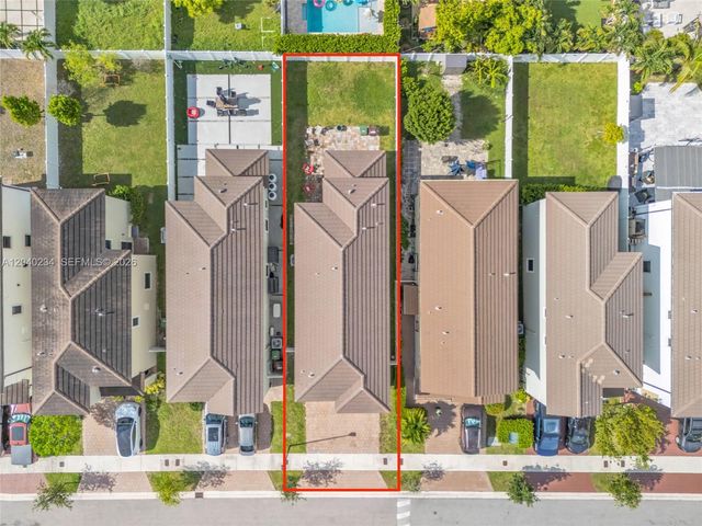 3416 W 109th Place, Hialeah, FL 33018