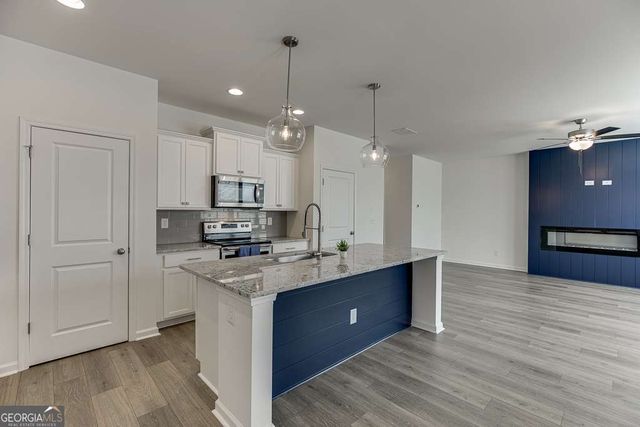 198 Blue Dragon Drive, Jefferson, GA 30549