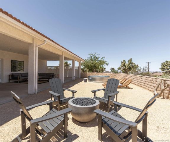 9255 Del Monte Avenue, Yucca Valley, CA 92284