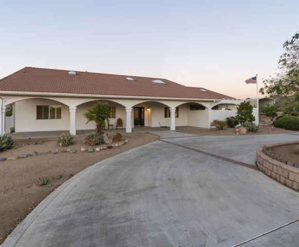 9255 Del Monte Avenue, Yucca Valley, CA 92284
