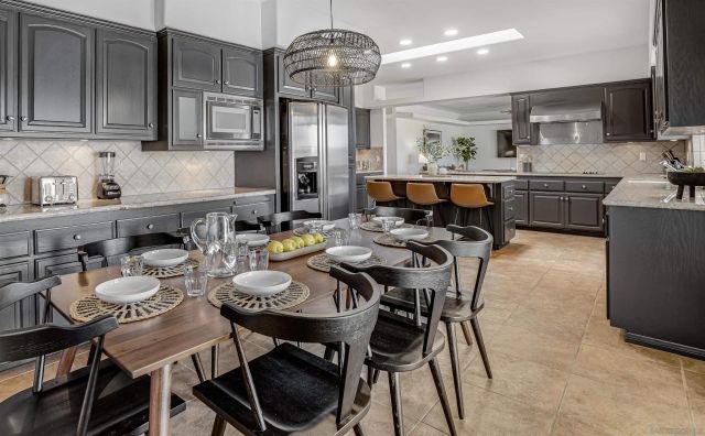 9255 Del Monte Avenue, Yucca Valley, CA 92284