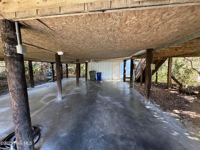 102 Lawrence Street, Emerald Isle, NC 28594