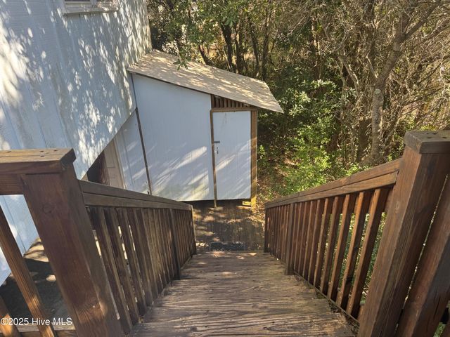 102 Lawrence Street, Emerald Isle, NC 28594