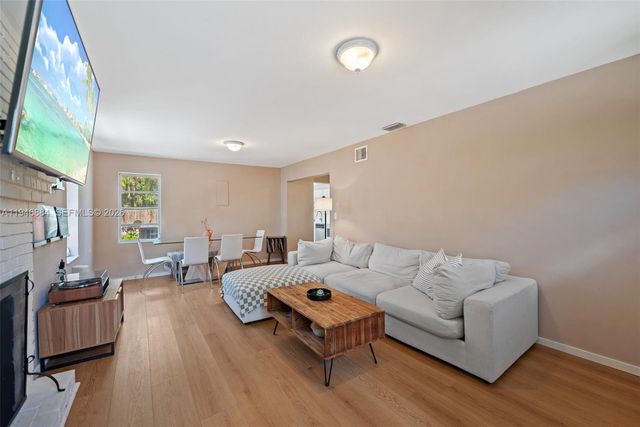 1480 SW 26th Ave, Fort Lauderdale, FL 33312