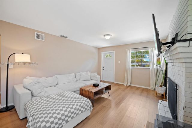 1480 SW 26th Ave, Fort Lauderdale, FL 33312