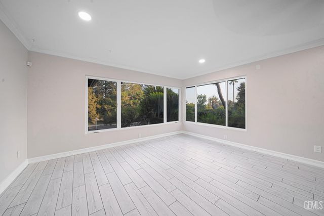 3946 Claremont Drive, Bakersfield, CA 93306