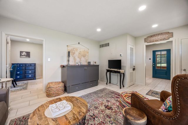 934 CLICKS LN, New Market, VA 22844