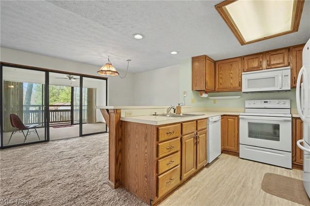 2197 Pinebrook Trail, Cuyahoga Falls, OH 44223