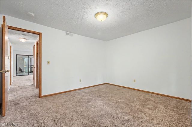 2197 Pinebrook Trail, Cuyahoga Falls, OH 44223