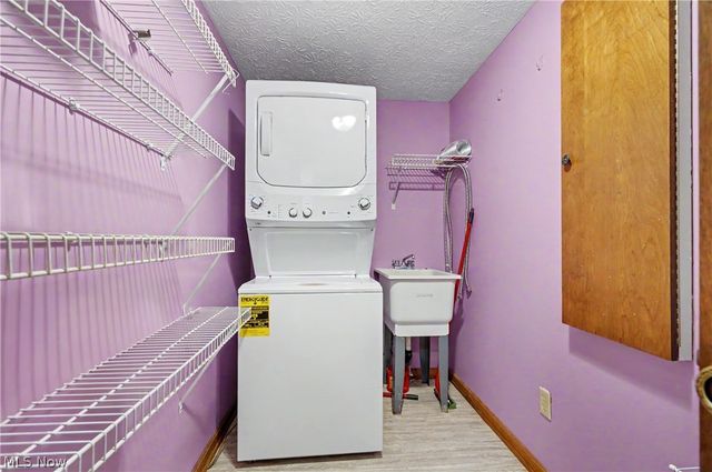 2197 Pinebrook Trail, Cuyahoga Falls, OH 44223