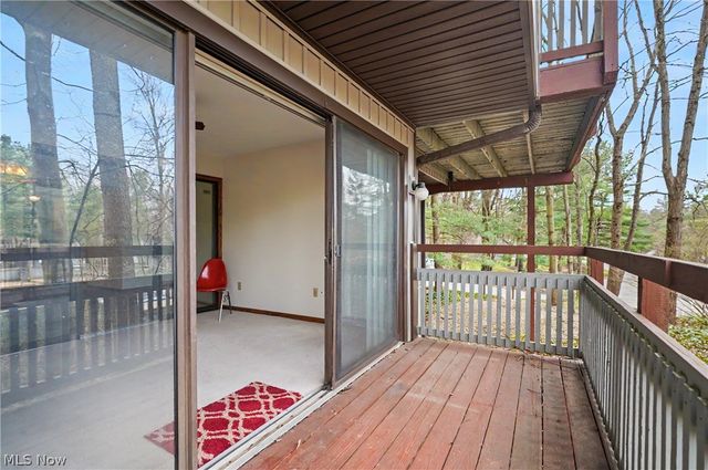 2197 Pinebrook Trail, Cuyahoga Falls, OH 44223