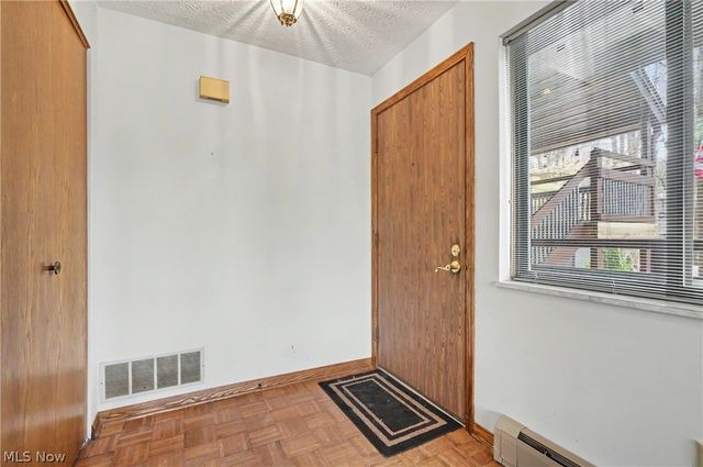 2197 Pinebrook Trail, Cuyahoga Falls, OH 44223