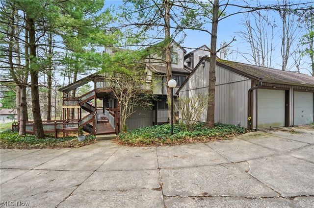 2197 Pinebrook Trail, Cuyahoga Falls, OH 44223