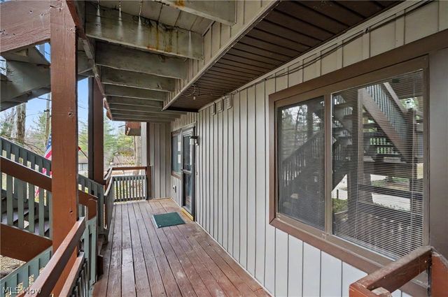 2197 Pinebrook Trail, Cuyahoga Falls, OH 44223