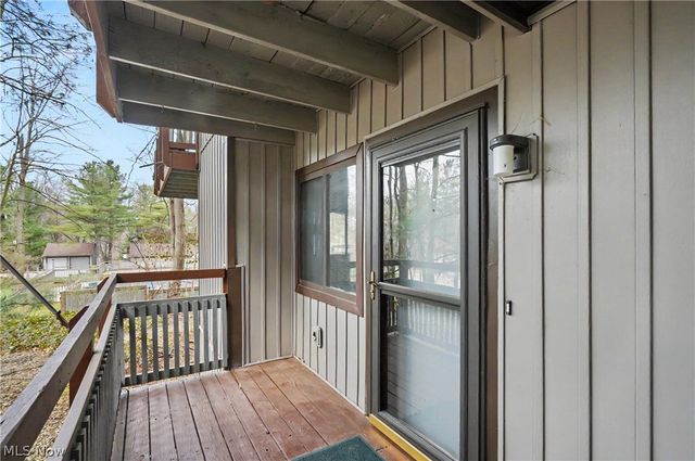 2197 Pinebrook Trail, Cuyahoga Falls, OH 44223