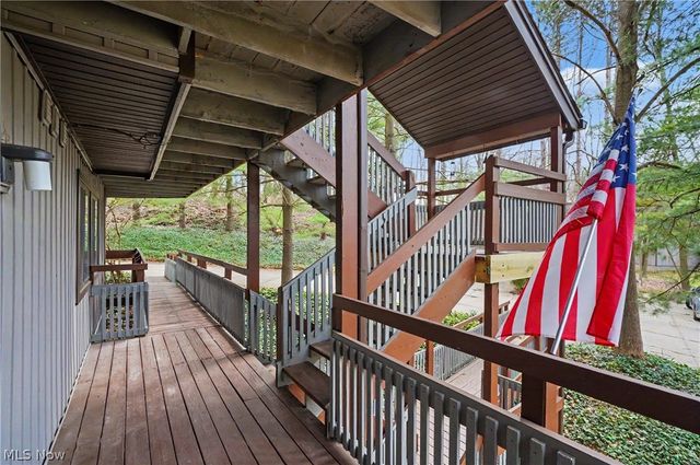 2197 Pinebrook Trail, Cuyahoga Falls, OH 44223