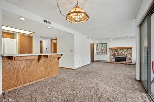 2197 Pinebrook Trail, Cuyahoga Falls, OH 44223