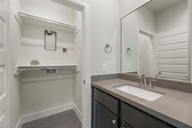 2706 Grand Fountains Drive F, Houston, TX 77054