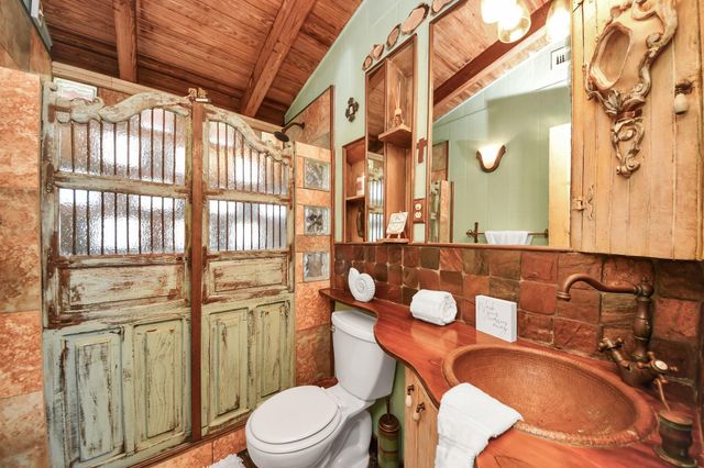 1121 6th Street, San Leon, TX 77539