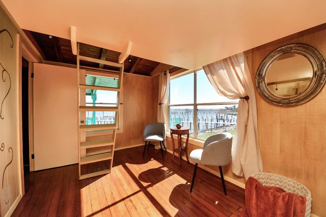 1121 6th Street, San Leon, TX 77539