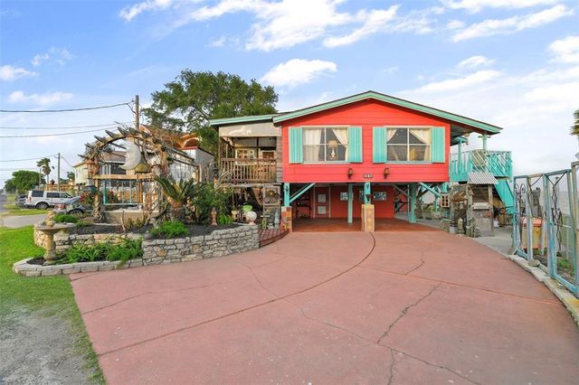 1121 6th Street, San Leon, TX 77539