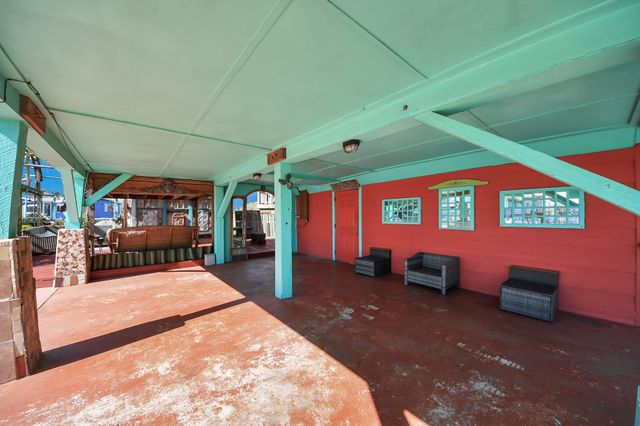 1121 6th Street, San Leon, TX 77539