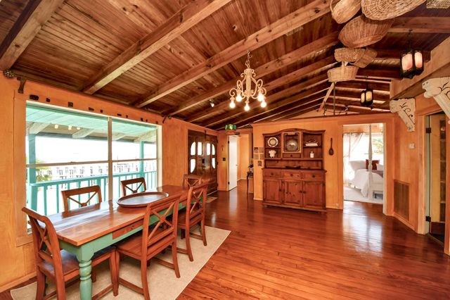 1121 6th Street, San Leon, TX 77539