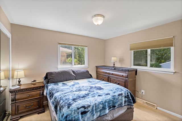 2708 W BROADWAY, Columbia, MO 65203