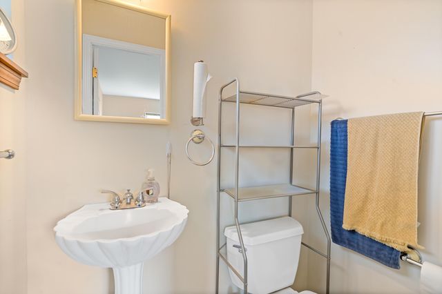 2708 W BROADWAY, Columbia, MO 65203