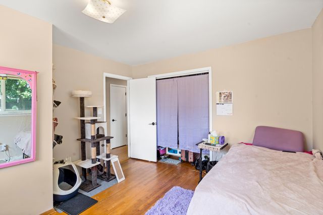2708 W BROADWAY, Columbia, MO 65203