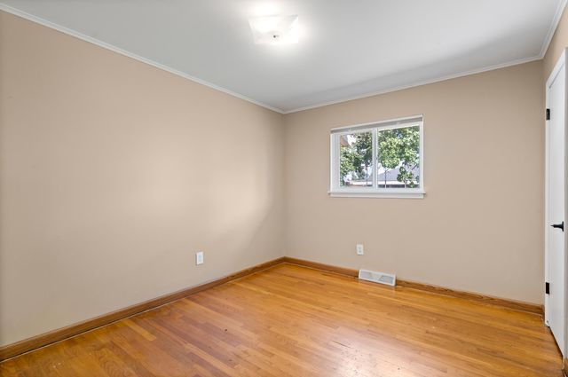 2708 W BROADWAY, Columbia, MO 65203
