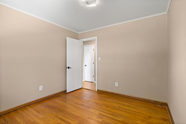 2708 W BROADWAY, Columbia, MO 65203