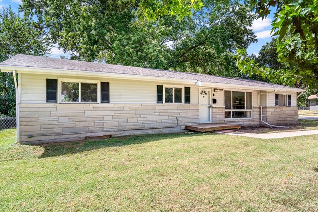 2708 W BROADWAY, Columbia, MO 65203