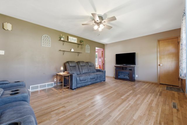 19515 GARNER Avenue, Council Bluffs, IA 51503
