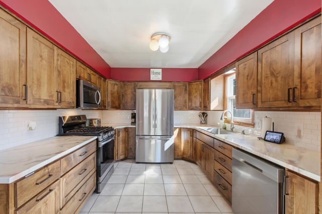 19515 GARNER Avenue, Council Bluffs, IA 51503